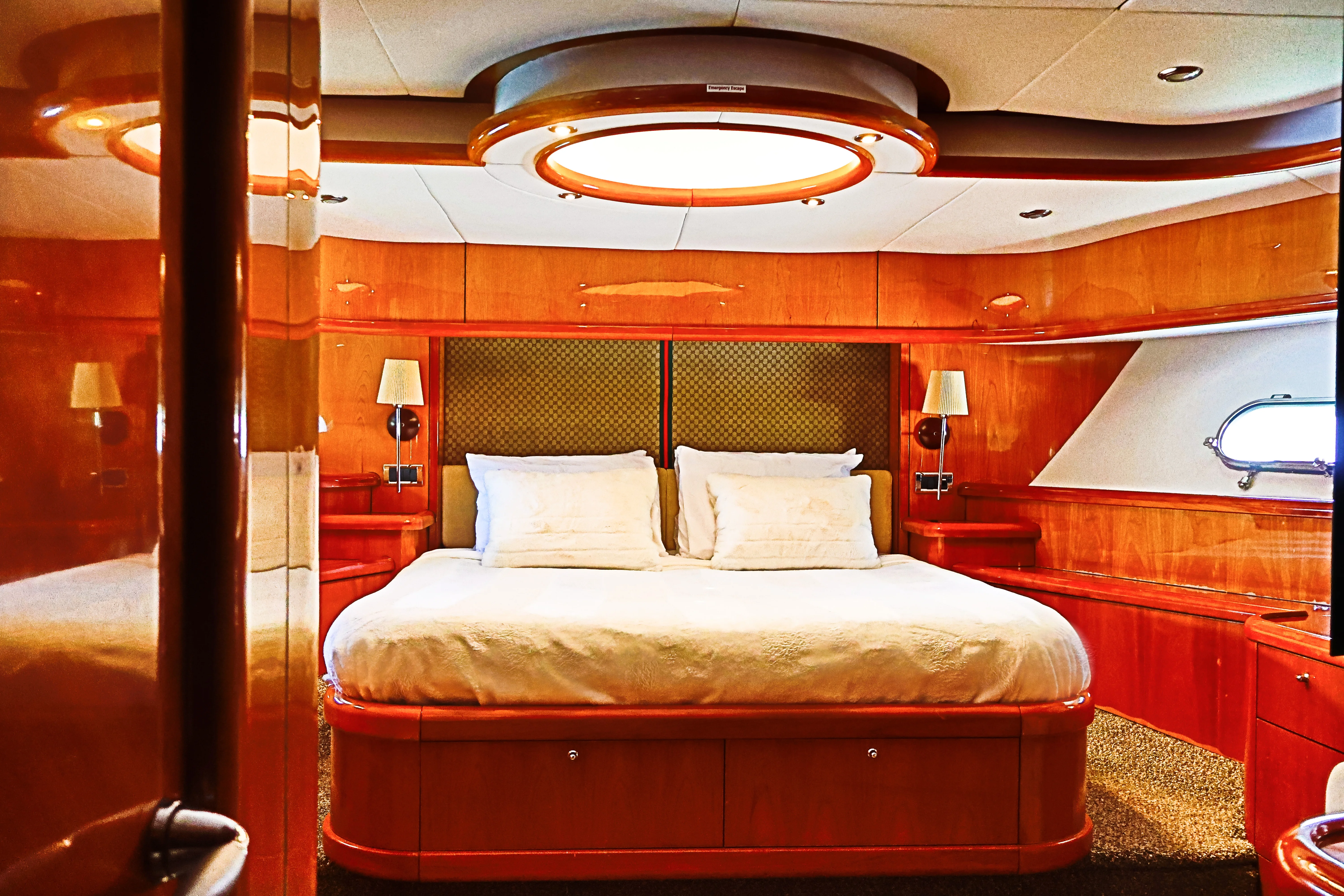 90ft Sunseeker Deep Blue bow cabin interior